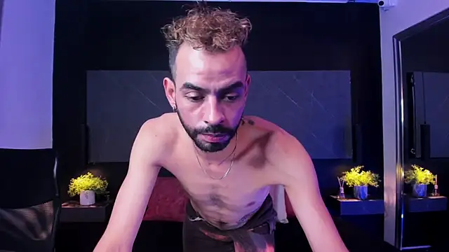 Snapshot of arcangel_harris chatting on February 5, 2026, 8:15 pm arcangel harris online show from February 5, 2026, 8:15 pm