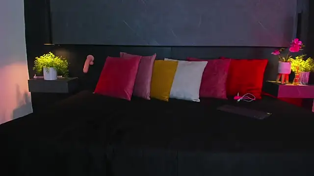 Snapshot of arcangel_harris chatting on February 21, 2026, 1:24 pm arcangel harris online show from February 21, 2026, 1:24 pm