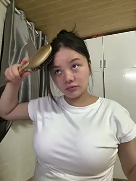 leo-kitty online show from March 6, 2026, 3:07 pm