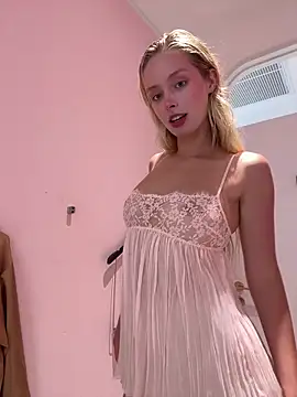 SunnyShiney online show from March 18, 2026, 1:46 pm