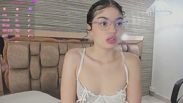 chloe cortez online show from June 11, 2026, 9:50 am