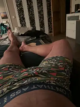 Manu1983el01 online show from March 19, 2026, 6:52 pm