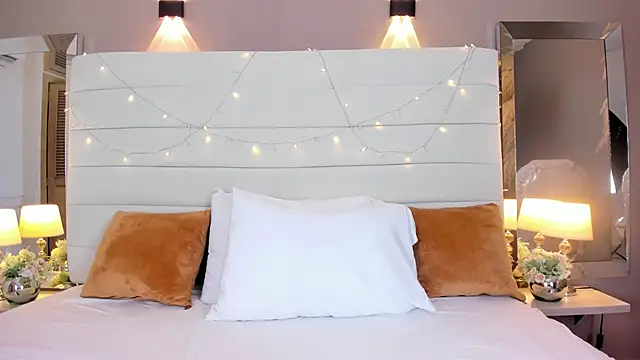 maturexxx  online show from November 11, 2025, 7:41 pm