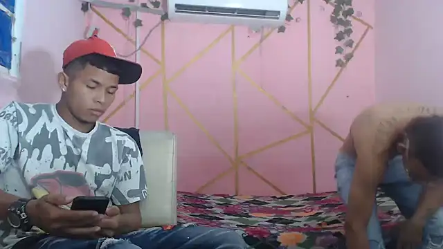 twobigscock23 online show from April 19, 2026, 2:01 am