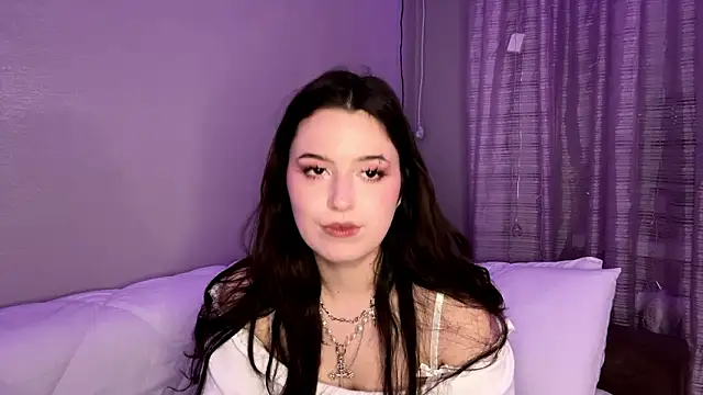 Freya land online show from February 10, 2026, 4:06 pm