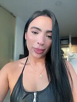 ValeriaTorress  online show from April 11, 2026, 10:57 pm