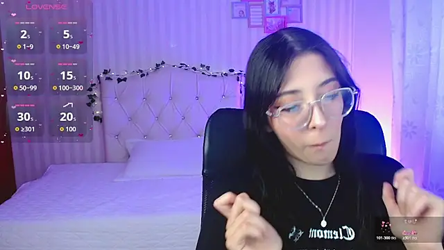 emmalove doll online show from February 24, 2026, 1:28 am