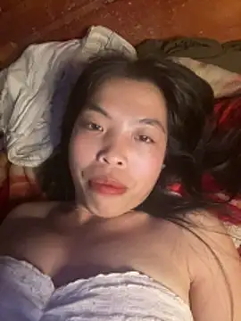 Snapshot of lux-su chatting on April 22, 2026, 1:51 pm lux-su online show from April 22, 2026, 1:51 pm