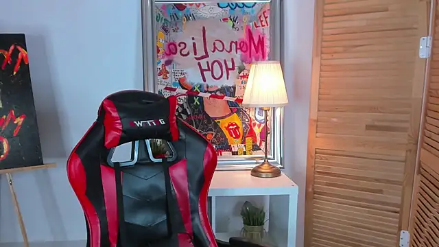 katymeaw online show from April 15, 2026, 1:33 am