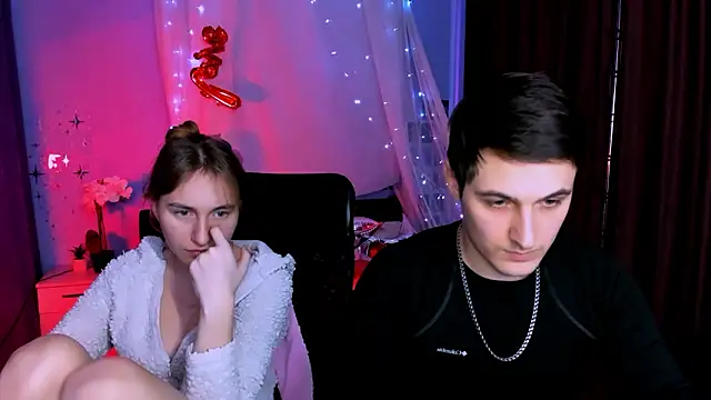 Snapshot of beauty_liam chatting on February 18, 2026, 11:45 pm beauty liam online show from February 18, 2026, 11:45 pm