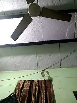 Niteenku online show from December 18, 2025, 6:23 pm