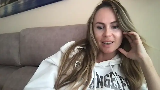 LeMilf online show from March 8, 2026, 3:37 pm