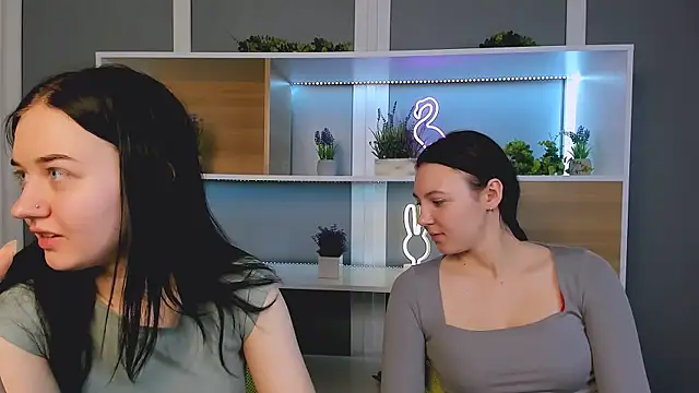 mira vibe online show from February 8, 2026, 3:32 pm