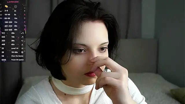 SharylOrbin online show from January 7, 2026, 11:21 pm