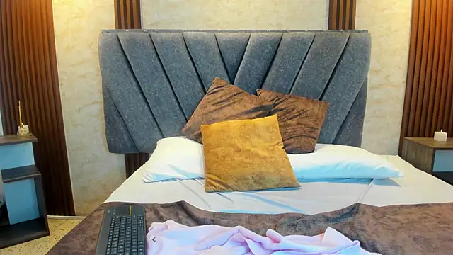 Snapshot of Ying_min chatting on February 13, 2026, 9:37 pm Ying min online show from February 13, 2026, 9:37 pm