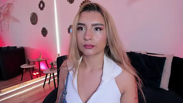 Morgan Lux online show from January 11, 2026, 1:40 pm