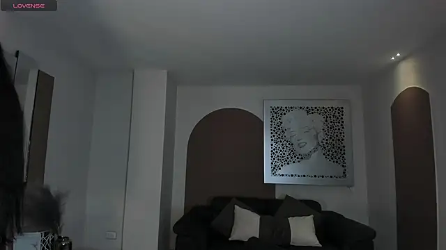 ValeriaRossi  online show from February 10, 2026, 12:26 pm