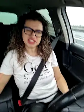 Snapshot of MiraBennet chatting on February 26, 2026, 6:35 am MiraBennet online show from February 26, 2026, 6:35 am