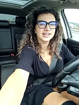 Snapshot of MiraBennet chatting on February 16, 2026, 7:40 am MiraBennet online show from February 16, 2026, 7:40 am