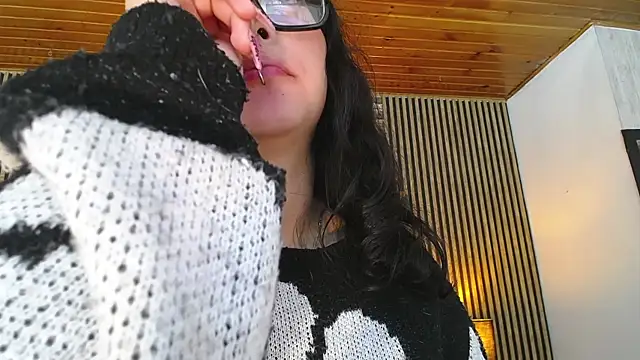 Snapshot of Amy_channel chatting on April 24, 2026, 1:13 pm Amy channel online show from April 24, 2026, 1:13 pm
