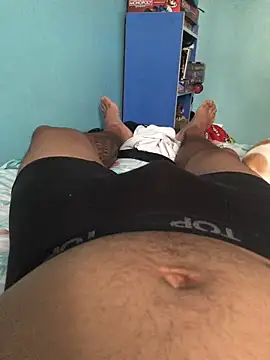 gutystone87 online show from December 13, 2025, 9:54 pm