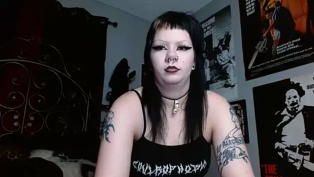 Snapshot of Bettieee_Agura chatting on April 11, 2026, 6:22 pm Bettieee Agura online show from April 11, 2026, 6:22 pm