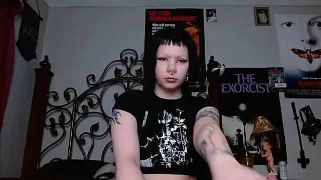 Snapshot of Bettieee_Agura chatting on February 3, 2026, 10:04 pm Bettieee Agura online show from February 3, 2026, 10:04 pm