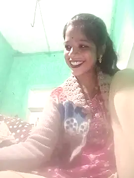 Juli pande online show from December 20, 2025, 2:31 pm