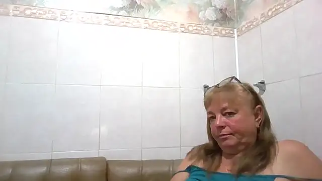 LinaLight88 online show from June 29, 2026, 8:08 pm