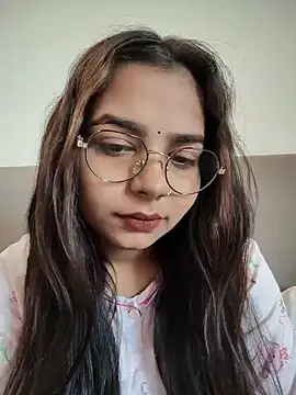 Snapshot of Himani_0122 chatting on July 2, 2026, 5:24 am Himani 0122 online show from July 2, 2026, 5:24 am