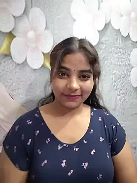 Snapshot of Himani_0122 chatting on June 23, 2026, 7:28 am Himani 0122 online show from June 23, 2026, 7:28 am