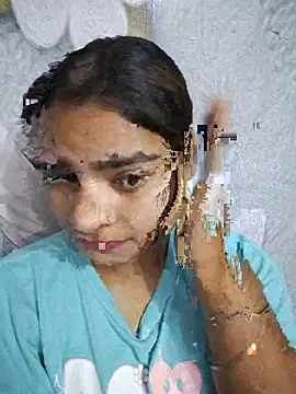 Snapshot of Himani_0122 chatting on June 27, 2026, 5:57 am Himani 0122 online show from June 27, 2026, 5:57 am