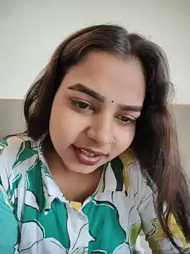 Snapshot of Himani_0122 chatting on July 3, 2026, 7:26 am Himani 0122 online show from July 3, 2026, 7:26 am