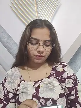 Snapshot of Himani_0122 chatting on July 7, 2026, 5:10 am Himani 0122 online show from July 7, 2026, 5:10 am