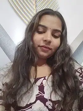 Snapshot of Himani_0122 chatting on July 6, 2026, 11:28 am Himani 0122 online show from July 6, 2026, 11:28 am