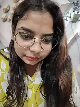 Snapshot of Himani_0122 chatting on July 9, 2026, 10:48 am Himani 0122 online show from July 9, 2026, 10:48 am