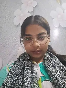 Snapshot of Himani_0122 chatting on June 16, 2026, 5:29 am Himani 0122 online show from June 16, 2026, 5:29 am