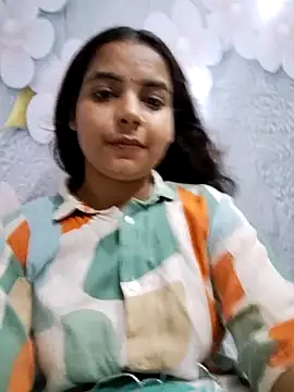 Snapshot of Himani_0122 chatting on June 17, 2026, 5:40 am Himani 0122 online show from June 17, 2026, 5:40 am