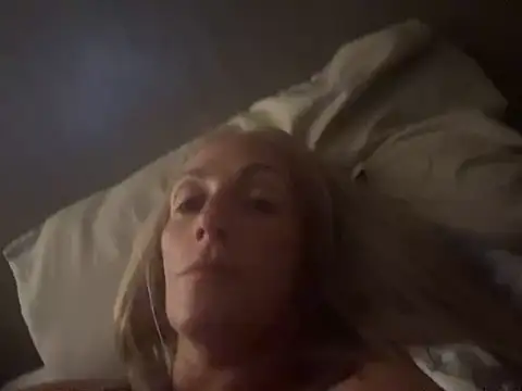 Snapshot of Jlakemgirl chatting on June 1, 2026, 8:47 am Jlakemgirl online show from June 1, 2026, 8:47 am