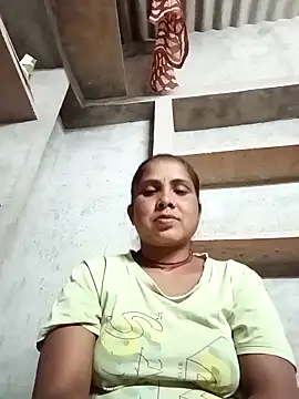 Snapshot of Shreya_pandit chatting on February 22, 2026, 4:41 pm Shreya pandit online show from February 22, 2026, 4:41 pm