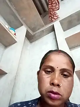 Snapshot of Shreya_pandit chatting on February 18, 2026, 11:39 am Shreya pandit online show from February 18, 2026, 11:39 am