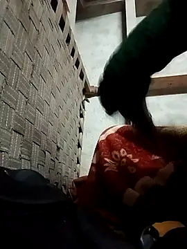 Snapshot of Shreya_pandit chatting on February 15, 2026, 11:36 pm Shreya pandit online show from February 15, 2026, 11:36 pm