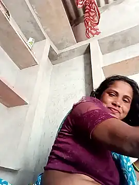 Snapshot of Shreya_pandit chatting on February 23, 2026, 6:03 am Shreya pandit online show from February 23, 2026, 6:03 am