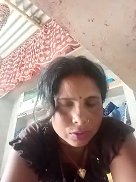 Shreya pandit online show from April 5, 2026, 7:04 am