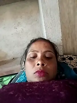 Snapshot of Shreya_pandit chatting on February 5, 2026, 11:50 am Shreya pandit online show from February 5, 2026, 11:50 am