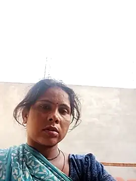 Shreya pandit online show from May 16, 2026, 2:10 am