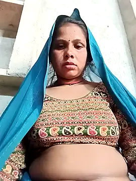 Snapshot of Shreya_pandit chatting on February 9, 2026, 2:42 am Shreya pandit online show from February 9, 2026, 2:42 am