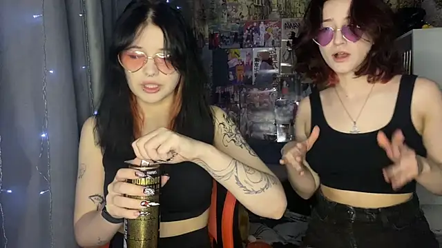 Absent Fairy online show from May 4, 2026, 6:22 pm