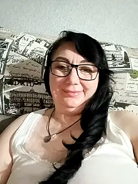 Snapshot of MariSwan222 chatting on July 13, 2026, 8:41 pm MariSwan222 online show from July 13, 2026, 8:41 pm