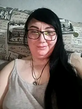 MariSwan222 online show from April 9, 2026, 8:48 pm